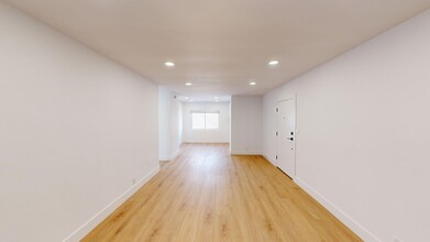 Welcome Home|Newly Upgraded WeHo Apt  in West Hollywood, CA - Building Photo - Interior Photo