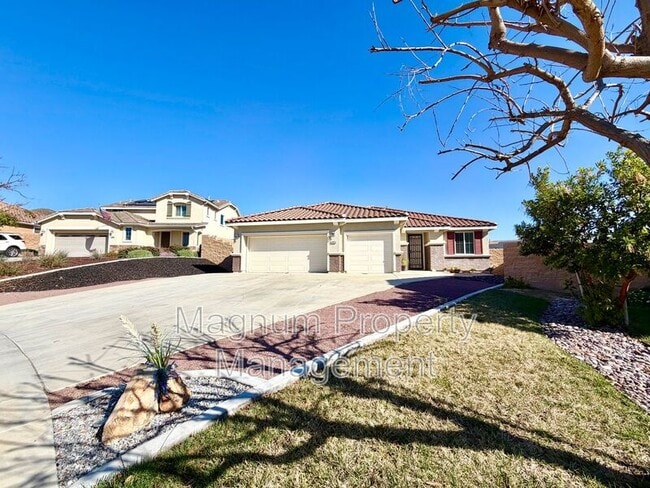 28694 Argo Dr in Menifee, CA - Building Photo - Building Photo