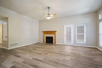 2014 Lee Dr in Denton, TX - Building Photo - Building Photo