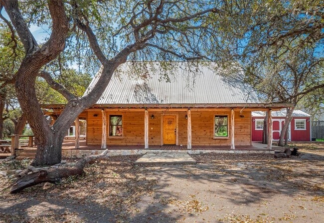 property at 515 Wimberley Oaks Dr