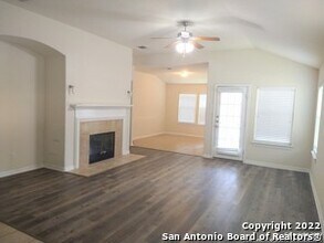 11742 Fabiana in San Antonio, TX - Foto de edificio - Building Photo