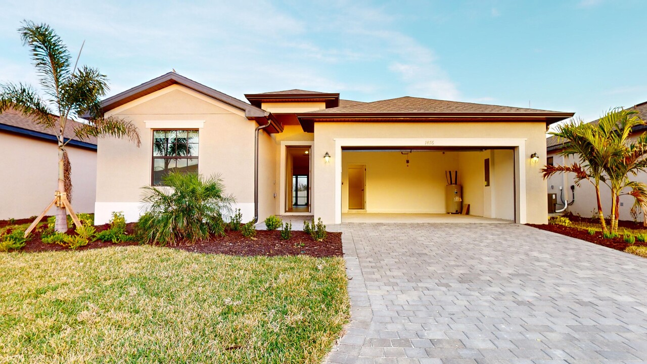 1476 Saddlewood Cir in Port Charlotte, FL - Building Photo