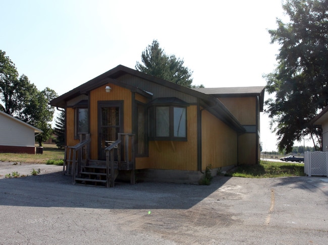 285 S Chestnut St in Monrovia, IN - Building Photo - Building Photo