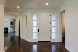 221 W Edith Ave in Los Altos, CA - Building Photo - Building Photo