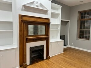 628 Sycamore St in Waterloo, IA - Building Photo - Building Photo