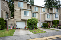 18300 98th Pl NE in Redmond, WA - Foto de edificio - Building Photo