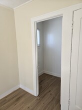 2812 3/4 Hillcrest Dr, Unit Hillcrest in Los Angeles, CA - Building Photo - Building Photo