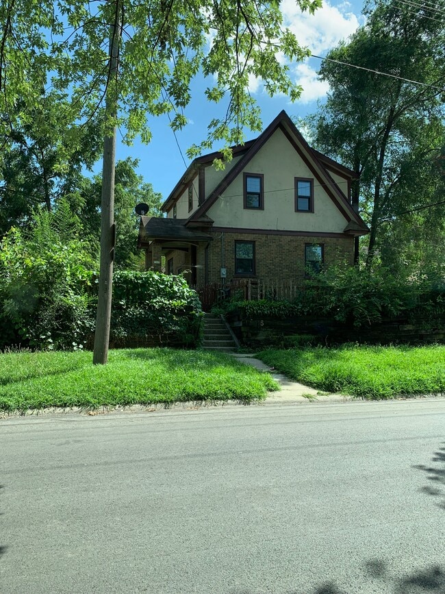 property at 2115 10th Ave
