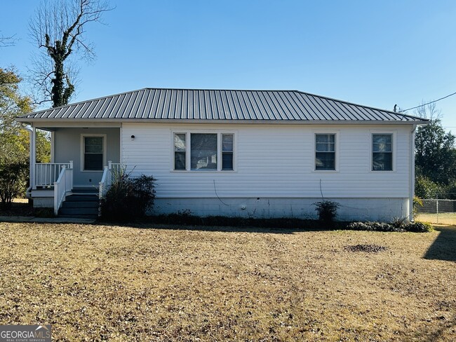 46 Fourth St Ext in Newnan, GA - Building Photo - Building Photo