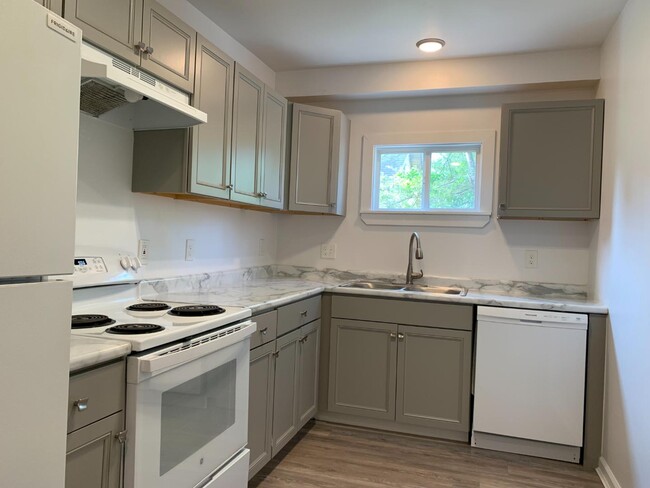 207 N Prospect Rd in Ypsilanti, MI - Building Photo - Building Photo