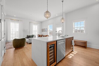 30 E Main St, Unit 2 in Westborough, MA - Building Photo - Building Photo