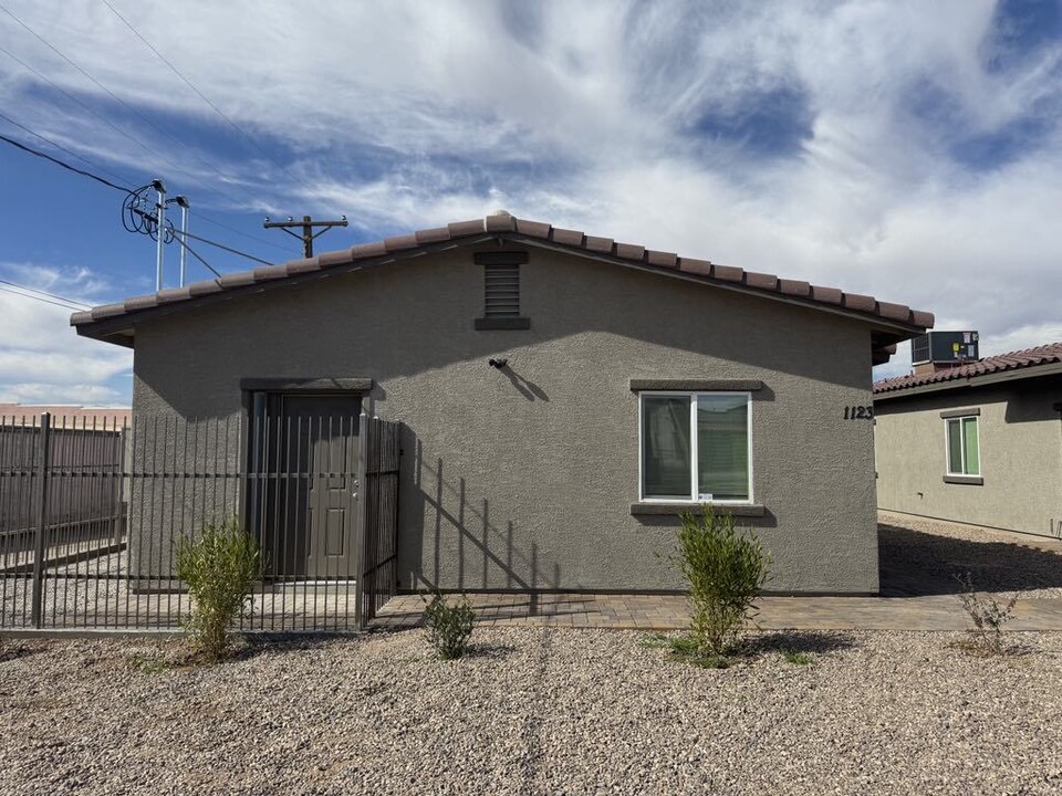 1123 N 14th Ave-Unit -unit 2 in Tucson, AZ - Building Photo