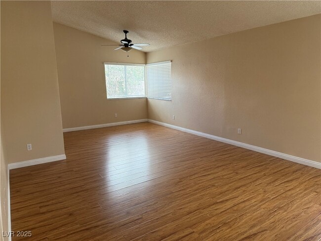 343 Abbington St in Henderson, NV - Building Photo - Building Photo