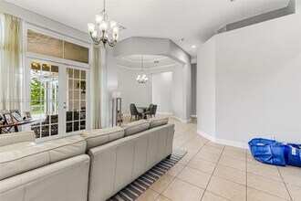 16418 NW 14th St in Pembroke Pines, FL - Building Photo - Building Photo