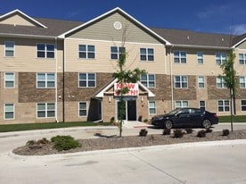 Alice Place Senior Living in Waukee, IA - Building Photo