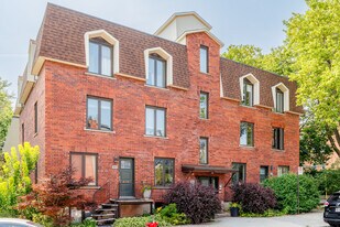 800 Dominion Rue in Montréal, QC - Building Photo