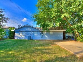 3020 SW 65th Pl in Oklahoma City, OK - Building Photo - Building Photo
