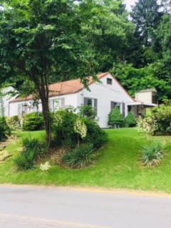 272 Willowdale Rd in Morgantown, WV - Foto de edificio