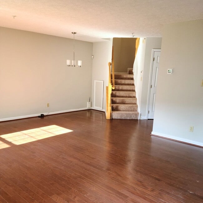 2154 Bristol Dr in Frederick, MD - Building Photo - Building Photo