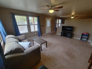 170 El Cerro Lp in Los Lunas, NM - Building Photo - Building Photo