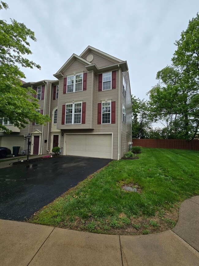 4209 Ivanhoe Dr in Monroeville, PA - Building Photo - Building Photo