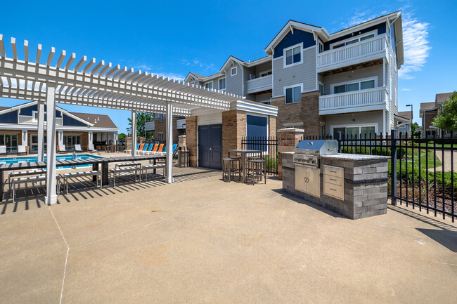 SunSTONE at MarketPlace Apartments in Andover, KS - Building Photo - Building Photo