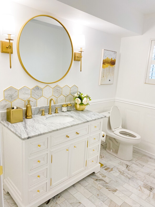 8321 Rayford Dr, Unit 8321 in Los Angeles, CA - Foto de edificio - Building Photo