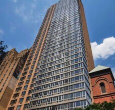 350 W 43rd St, Unit SI ID1471716P in New York, NY - Foto de edificio - Building Photo