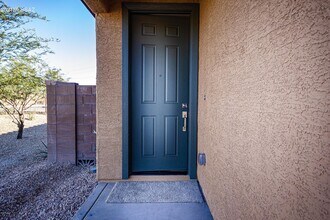 8670 N Rome Ct in Tucson, AZ - Building Photo - Building Photo