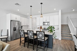 3550 NW Solange Ct in Jensen Beach, FL - Building Photo - Building Photo