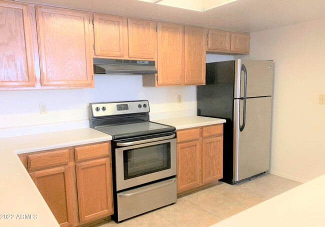 1111 W Summit Pl in Chandler, AZ - Building Photo - Building Photo