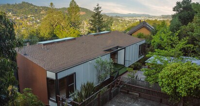 100 Wimbledon Way in San Rafael, CA - Building Photo - Building Photo