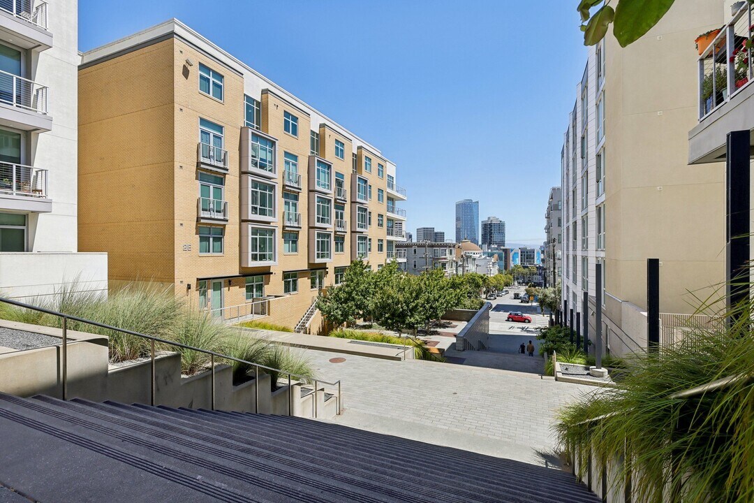 Alchemy in San Francisco, CA - Foto de edificio