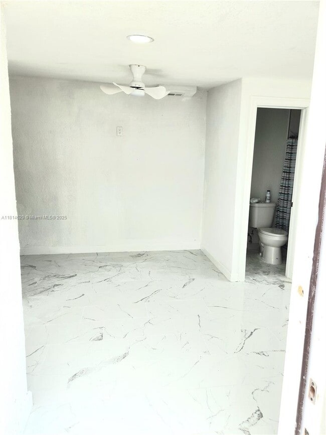 3061 NW 187th St in Miami Gardens, FL - Foto de edificio - Building Photo