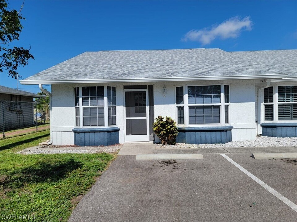 3728 Santa Barbara Blvd Photo