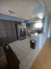 5010 N 62nd Ave in Glendale, AZ - Building Photo - Building Photo