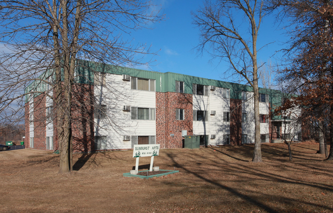 Sunburst Apartments in Little Falls, MN - Building Photo