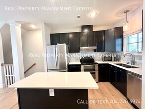 729 Grandin Rd in Charlotte, NC - Building Photo - Building Photo