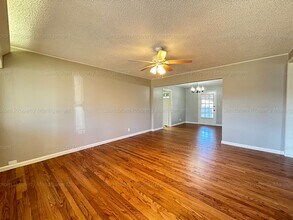 307 E 45th Ct in Tulsa, OK - Building Photo - Building Photo