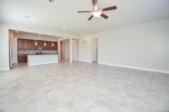 19202 Presa Canyon Dr in Cypress, TX - Building Photo - Building Photo