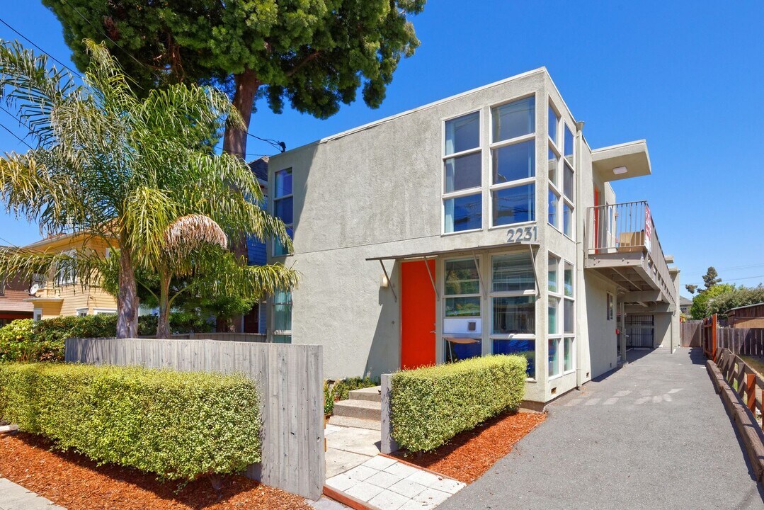 2231 Ward St in Berkeley, CA - Building Photo