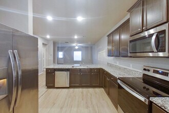 721 St James Pl in Newcastle, OK - Building Photo - Building Photo