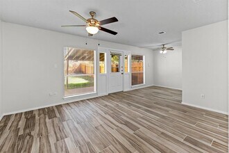 10807 Lambert Cir in Austin, TX - Building Photo - Building Photo