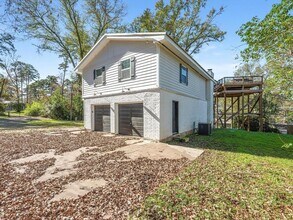 14510 Henry Calfee Dr in Willis, TX - Building Photo - Building Photo