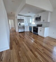 119 Rochelle St in Bronx, NY - Foto de edificio - Building Photo