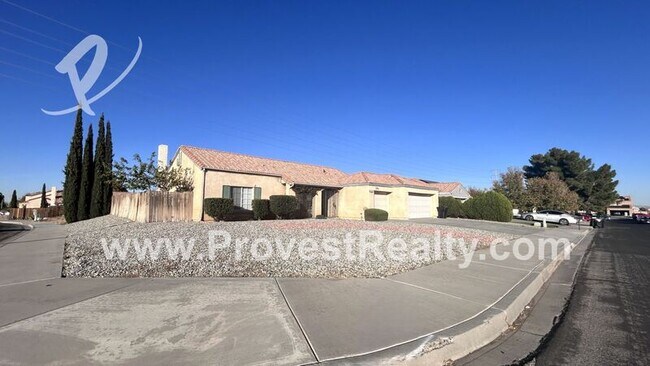 16400 Nuevo Rd in Victorville, CA - Building Photo - Building Photo