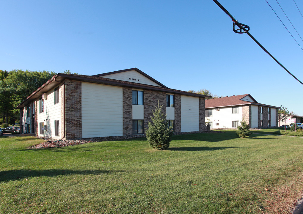 River City Apartments in River Falls, WI - Building Photo