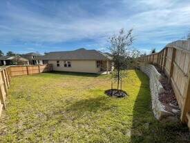 2035 Myrtle Oak Ct in Conroe, TX - Building Photo