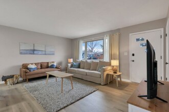 1833 Berkeley Rd in Columbus, OH - Building Photo - Building Photo