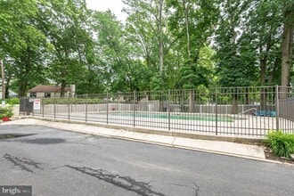 111 Chestnut St in Cherry Hill, NJ - Building Photo - Building Photo